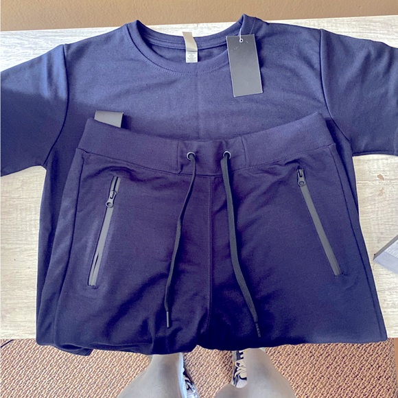 High quality poly/cotton blend shirt and shorts NWT - Picture 1 of 1